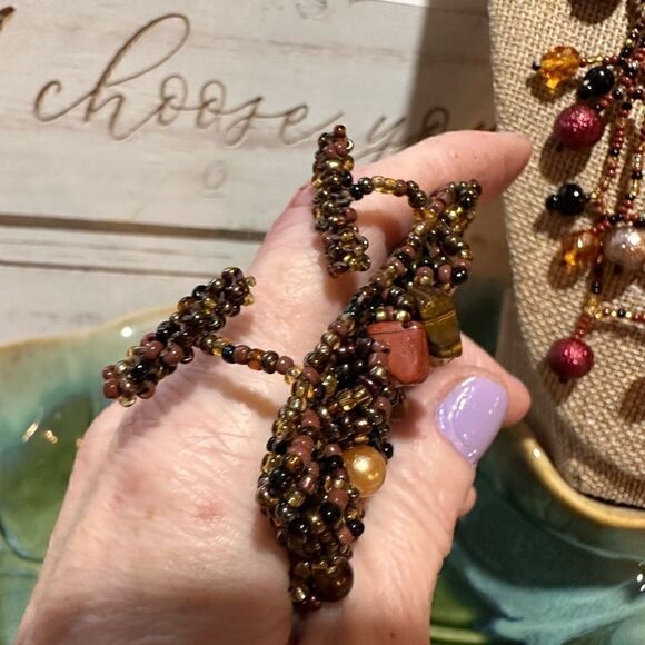 Gorgeous Handcrafted Brown Tone Glass & Gemstone Beaded Necklace & Mesh Bracelet - Picture 9 of 12